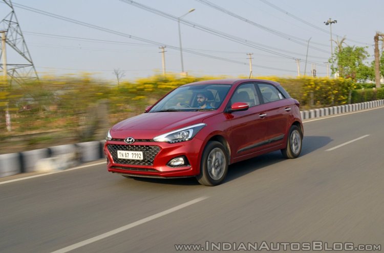 2018 Hyundai i20 facelift review front angle action