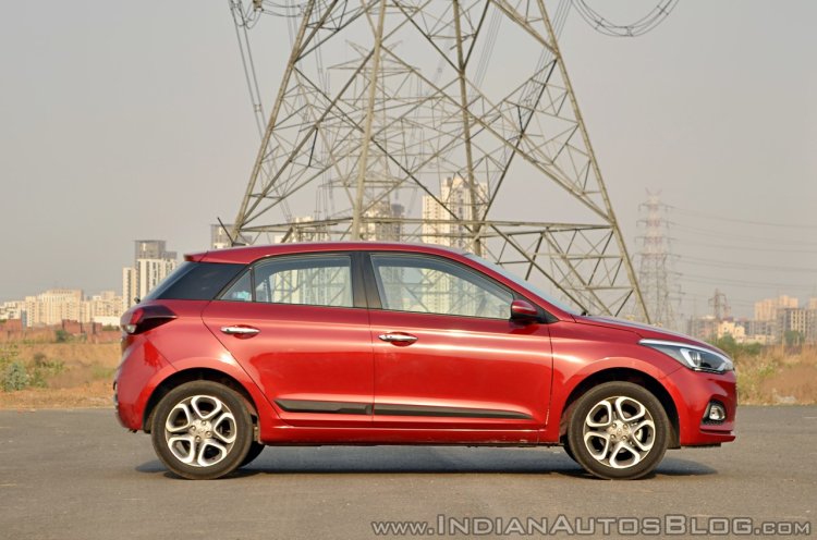 2018 Hyundai i20 facelift review side