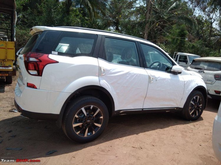 2018 Mahindra XUV500 facelift side profile