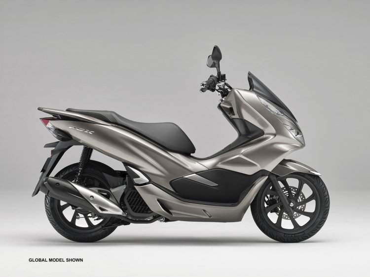 2019 Honda PCX150 non-ABS press right side