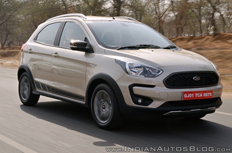 Ford Freestyle review front three quarters action shot