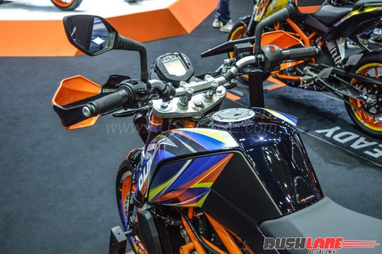 KTM 250 Duke Special Edition at 2018 BIMS cockpit