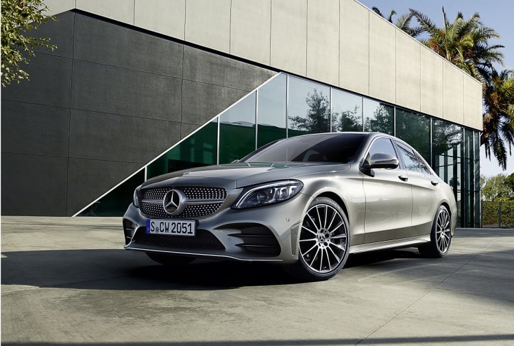 2019 Mercedes C-Class facelift India launch in October 2018