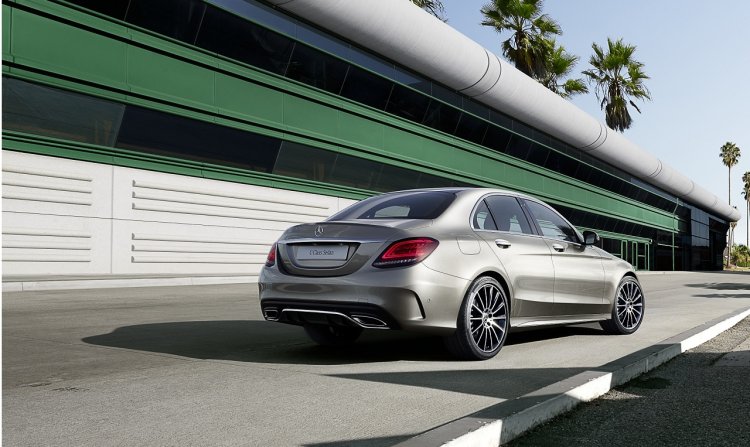 2019 Mercedes C-Class facelift India launch in October 2018