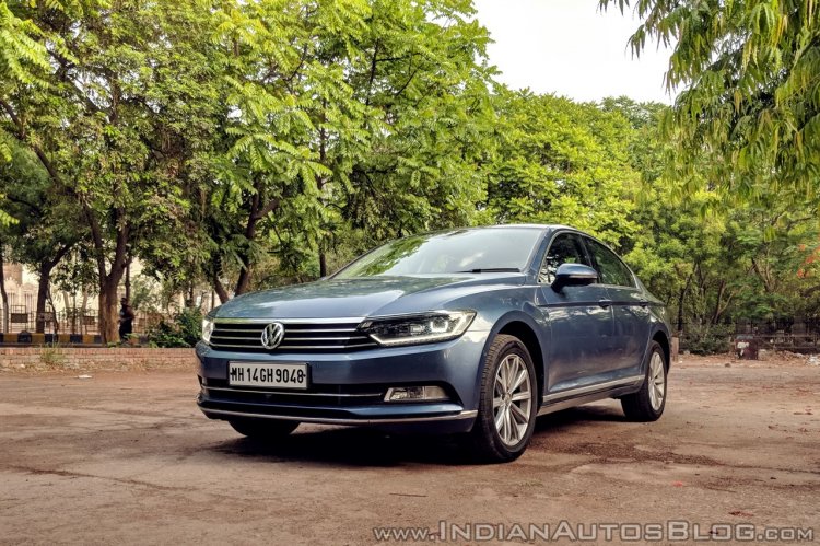 Exclusive Old Vw Passat Discontinued In India Facelifted