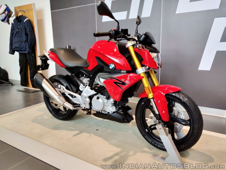 BMW G 310 R front angle