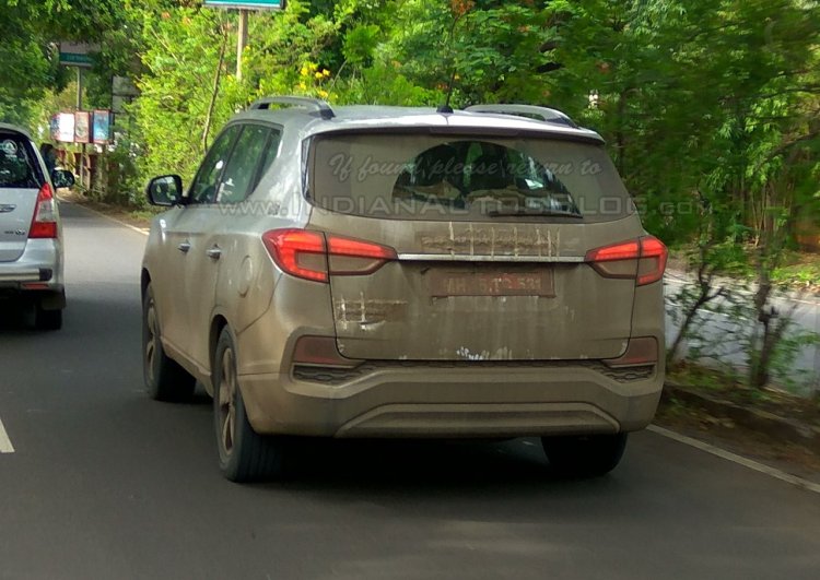 Mahindra Rexton (G4 SsangYong Rexton) spied