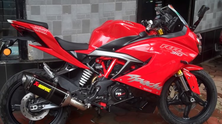 TVS Apache RR 310 with Akrapovic exhaust