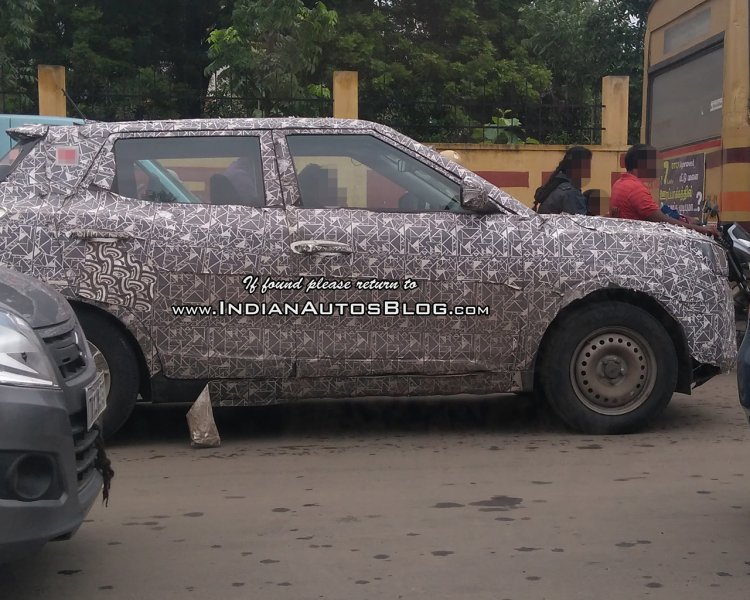 Mahindra S201 base variant side spied