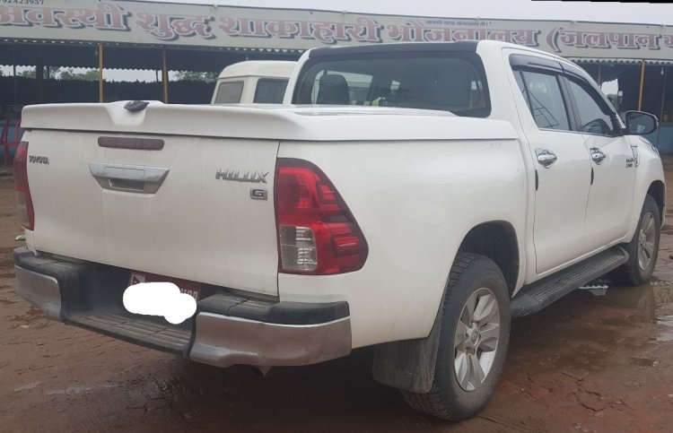 New Toyota Hilux rear India spied