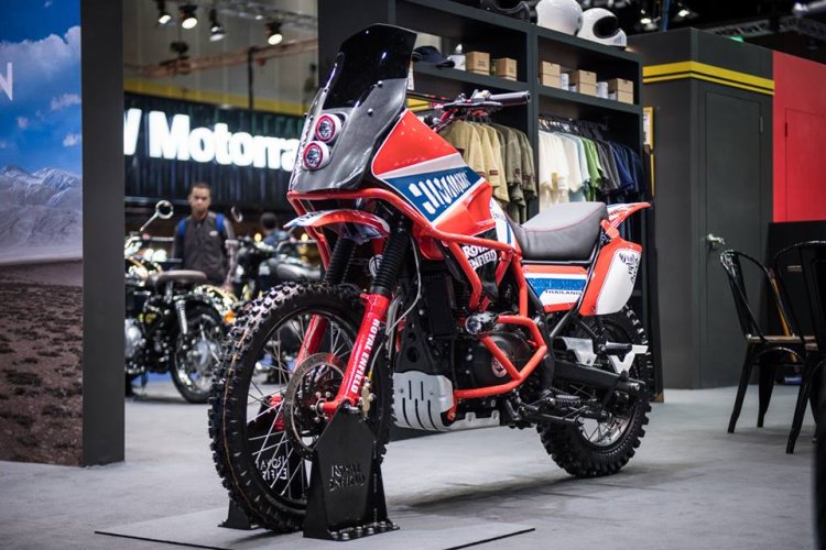 Royal Enfield Himalayan - Dakar Edition - RE Thailand - Front Left Three Quarter