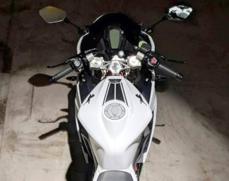 White Painted TVS Apache RR310 - Top