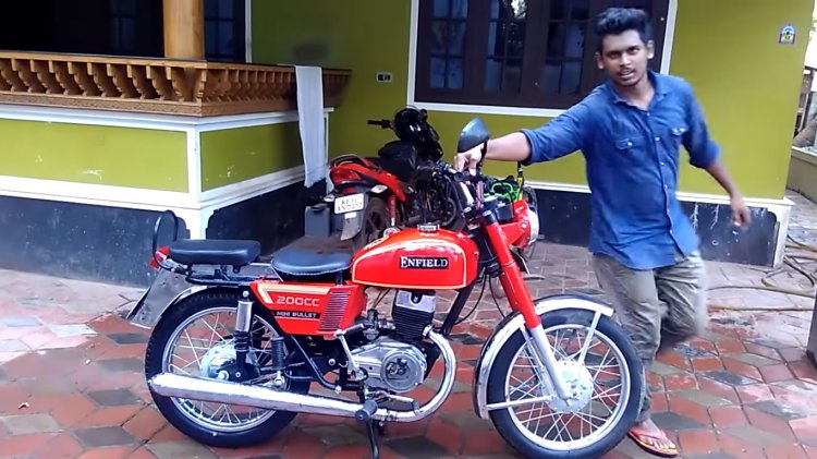 Royal Enfield Mini Bullet 200 Side Photograph