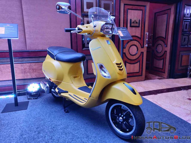 Vespa Sxl 150 Matt Yellow Front Three Quarters