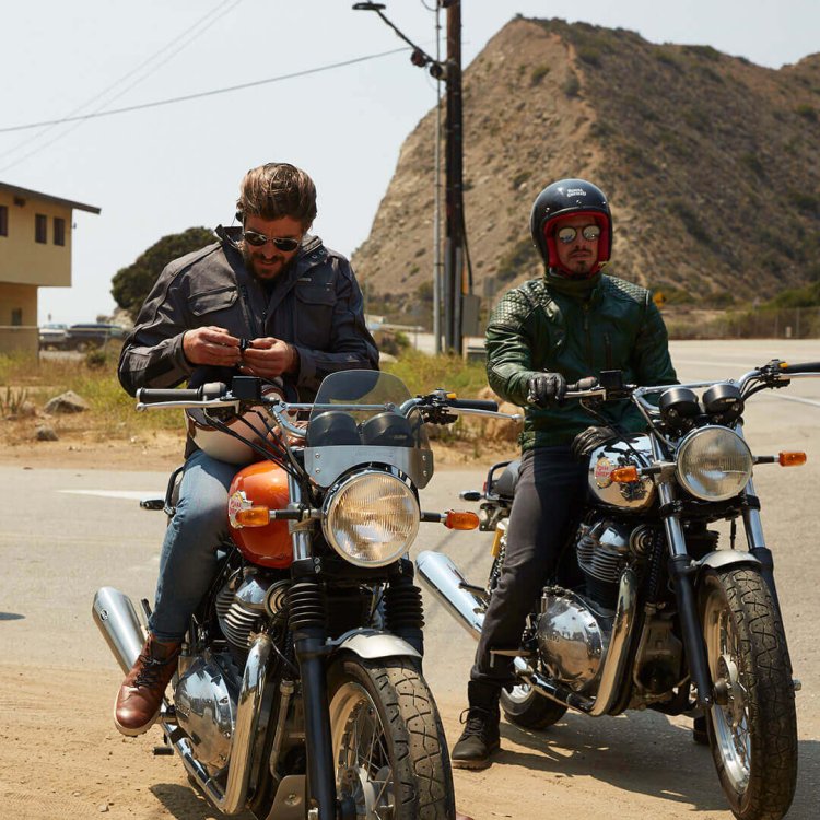 Royal Enfield Interceptor Int 650 Riding Shots 5