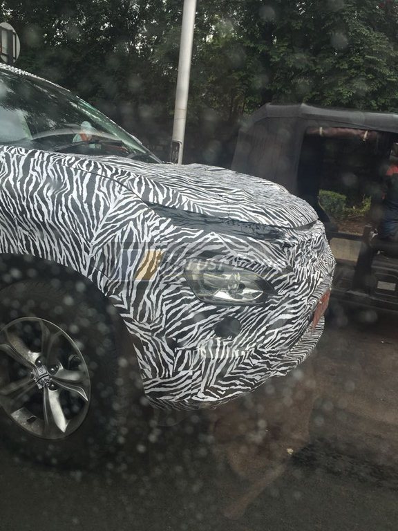 Tata Harrier Spy Image Headlamp Arrangement