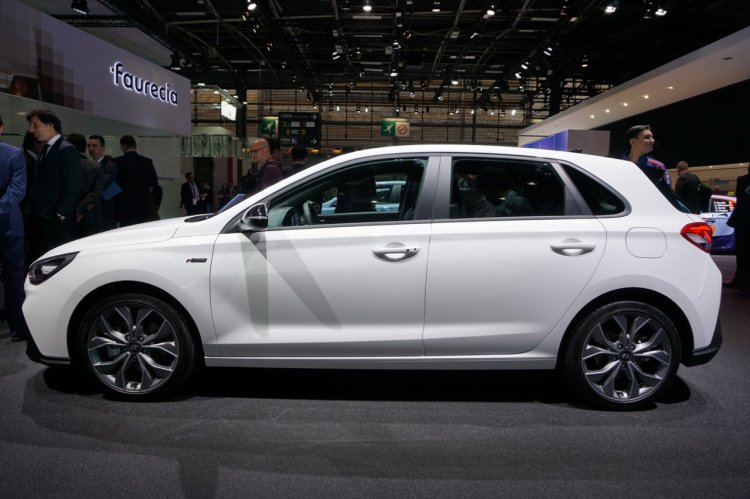 Hyundai I30 N Line At Paris Motor Show 2018 Side P