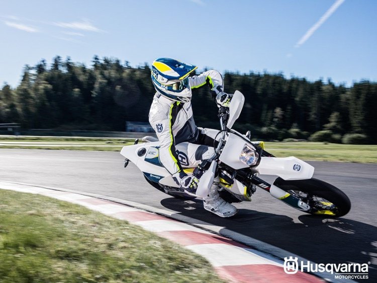 2019 Husqvarna 701 Supermoto Press Images Front Ac