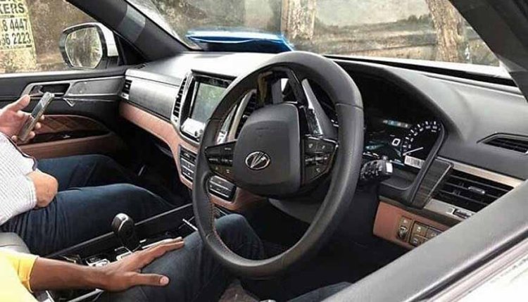 Mahindra Y400 Rexton Interior Image Steering Wheel