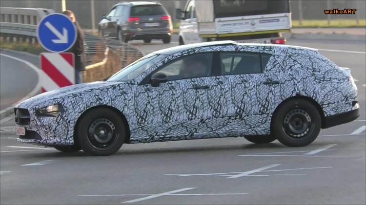 2020 Mercedes Cla Shooting Brake Front Three Quart