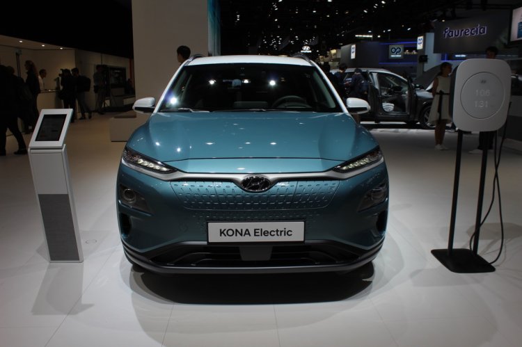 Hyundai Kona Ev Paris Motor Show 2018 Images Front