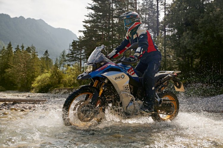 2019 Bmw F 850 Gs Adventure Action Shots 9