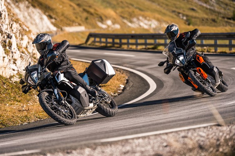 Ktm 790 Adventure Dynamic Front Left Quarter