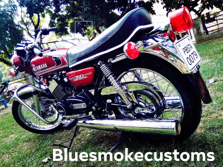 Yamaha Rd350 Ht Front Disc Brake Prateek Khanna Left Rear Quarter