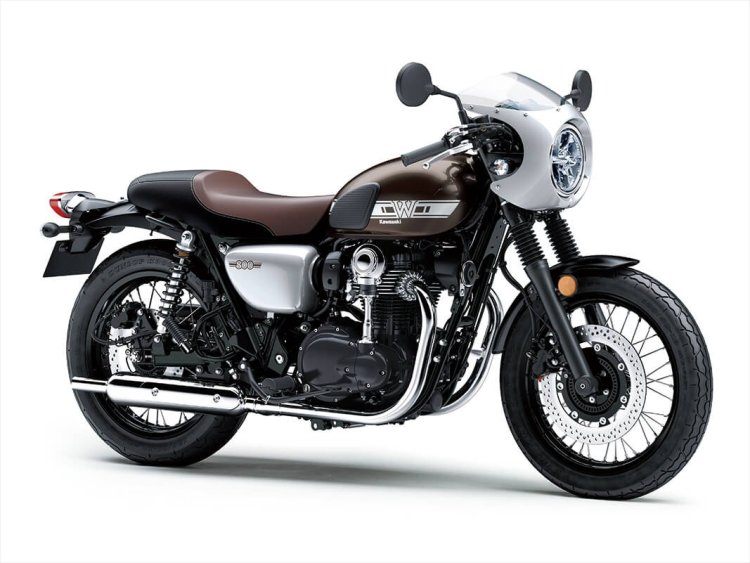 Kawasaki W800 Cafe Press Images Right Front Quarte