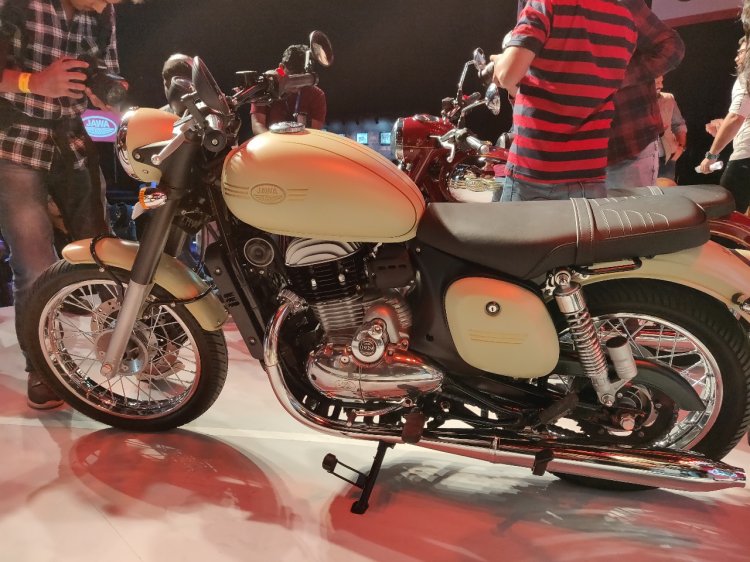 Jawa Forty Two Side Profile
