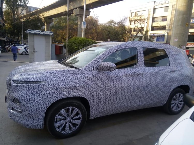 Mg Baojun 530 Side Profile Side Image 1
