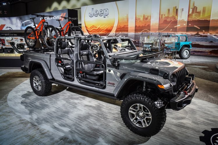 Mopar Modified 2020 Jeep Gladiator