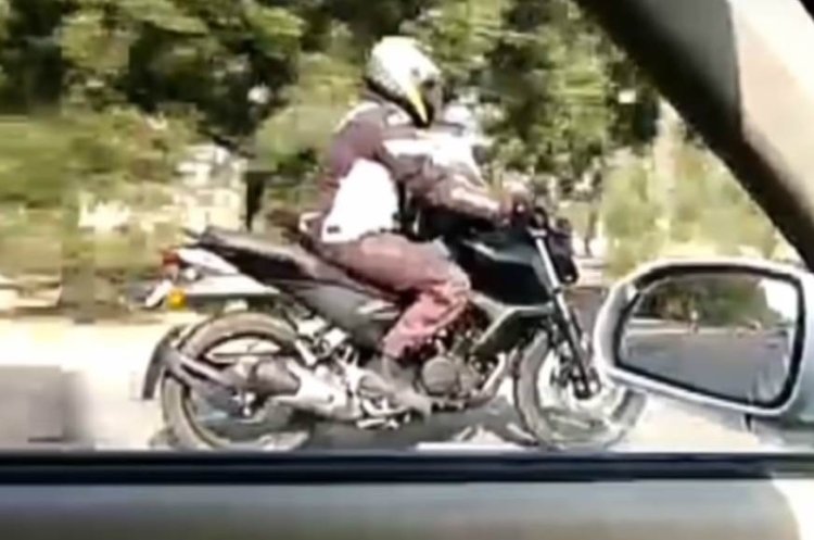Yamaha Fz Fi 2019 Side Profile Spied Testing