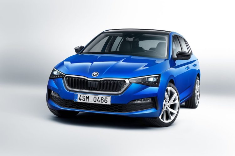 Skoda Scala Front Three Quarters