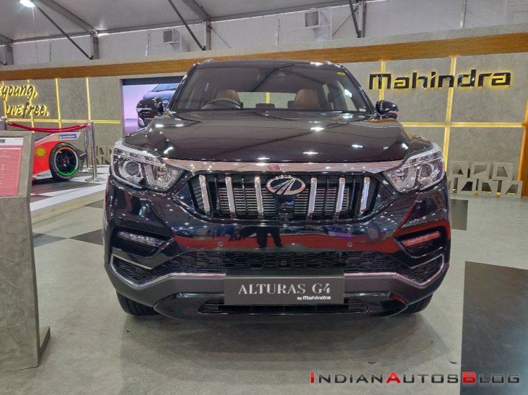 Mahindra Alturas G4 Autocar Performance Show Image