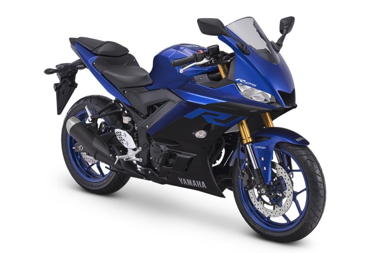 2019 Yamaha R25 Abs Front Three Quarters