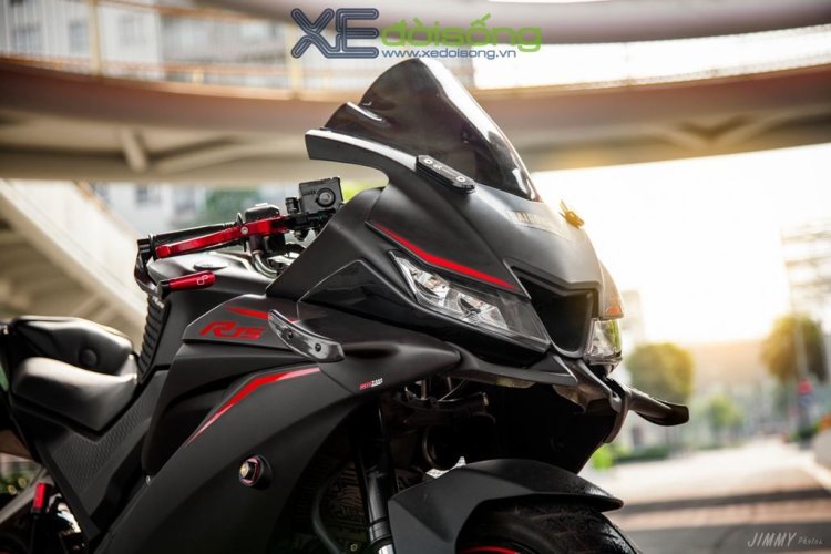 Accessorised Yamaha Yzf R15 By Saigon Maxspeed Hea