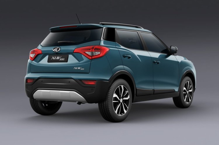 Mahindra Xuv300 Images Rear Three Quarters 1