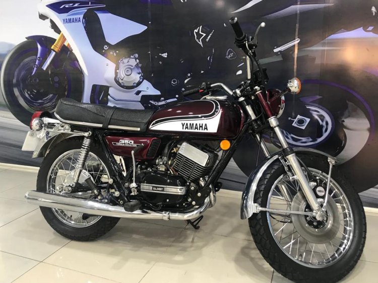 Yamaha Rd350 By R Deena From Mysore Us Spec Maroon
