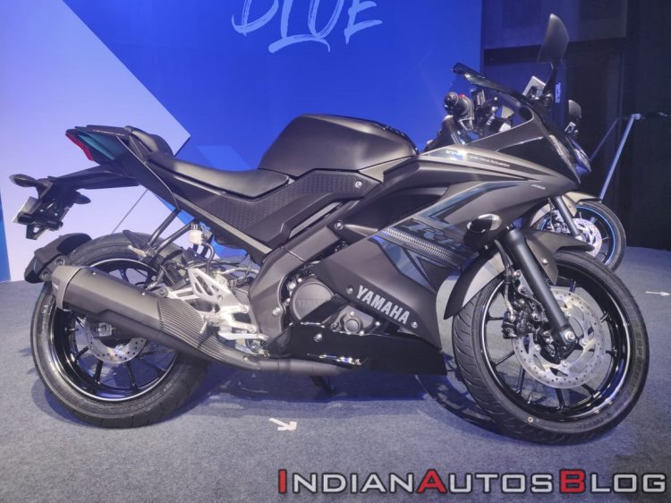 R15 New Model 2019 R15 Ex Showroom Price