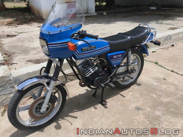 Royal Enfield Fury Dx 175 Left Front Quartar 1