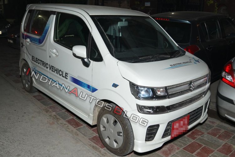 Suzuki Wagonr Ev Prototype Front Three Quarters Ia