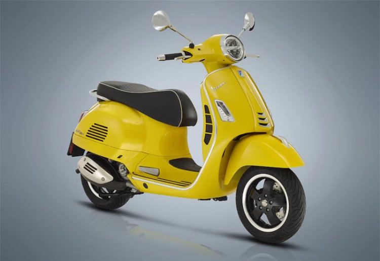 2019 GTS 300 HPE Is The Most Powerful Vespa Yet