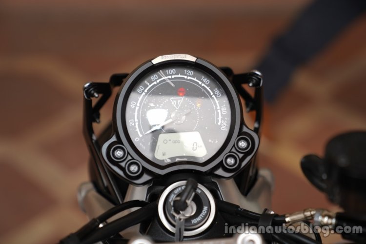2019 Triumph Street Twin India Launch Instrument C