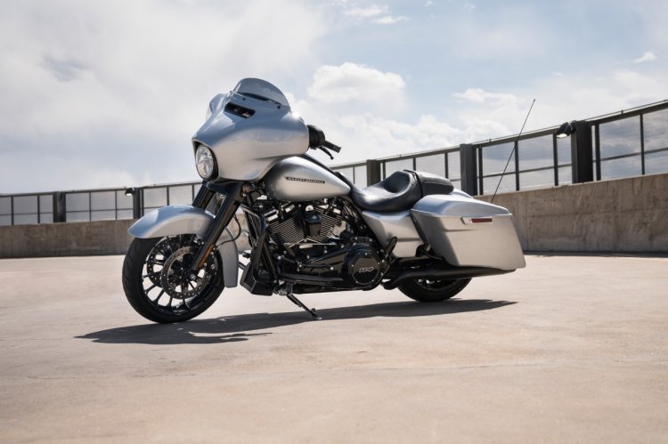 2019 Harley Davidson Street Glide Special Official