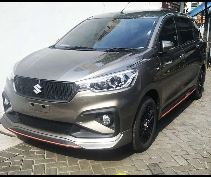Suzuki Ertiga Gt Front Three Quarters