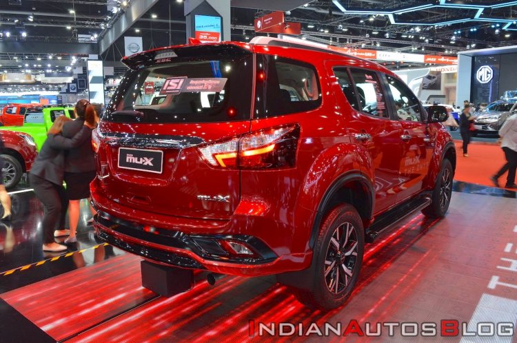 Isuzu Mu X The Onyx Rear Three Quarters At Bims 20