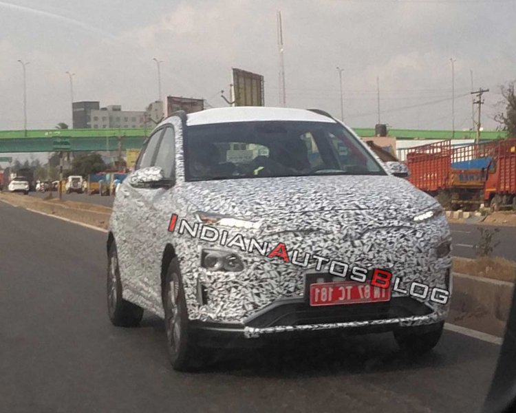 Hyundai Kona Electric Images Front 1