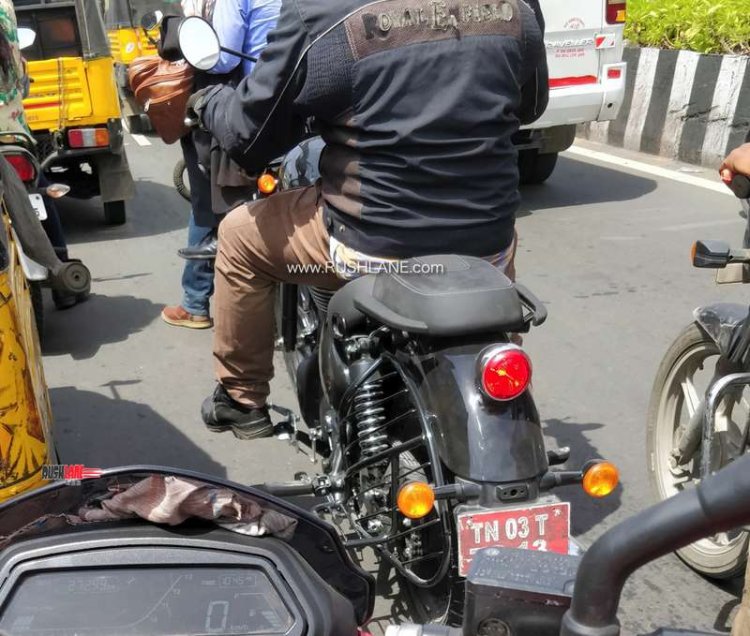Bs Vi Royal Enfield Thunderbird X Spied Rear