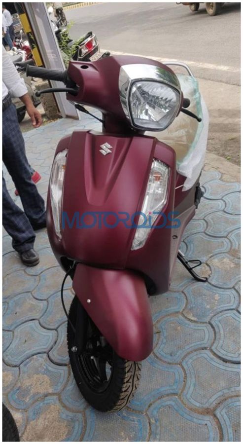 Suzuki Access 125 Se Matte Red Front